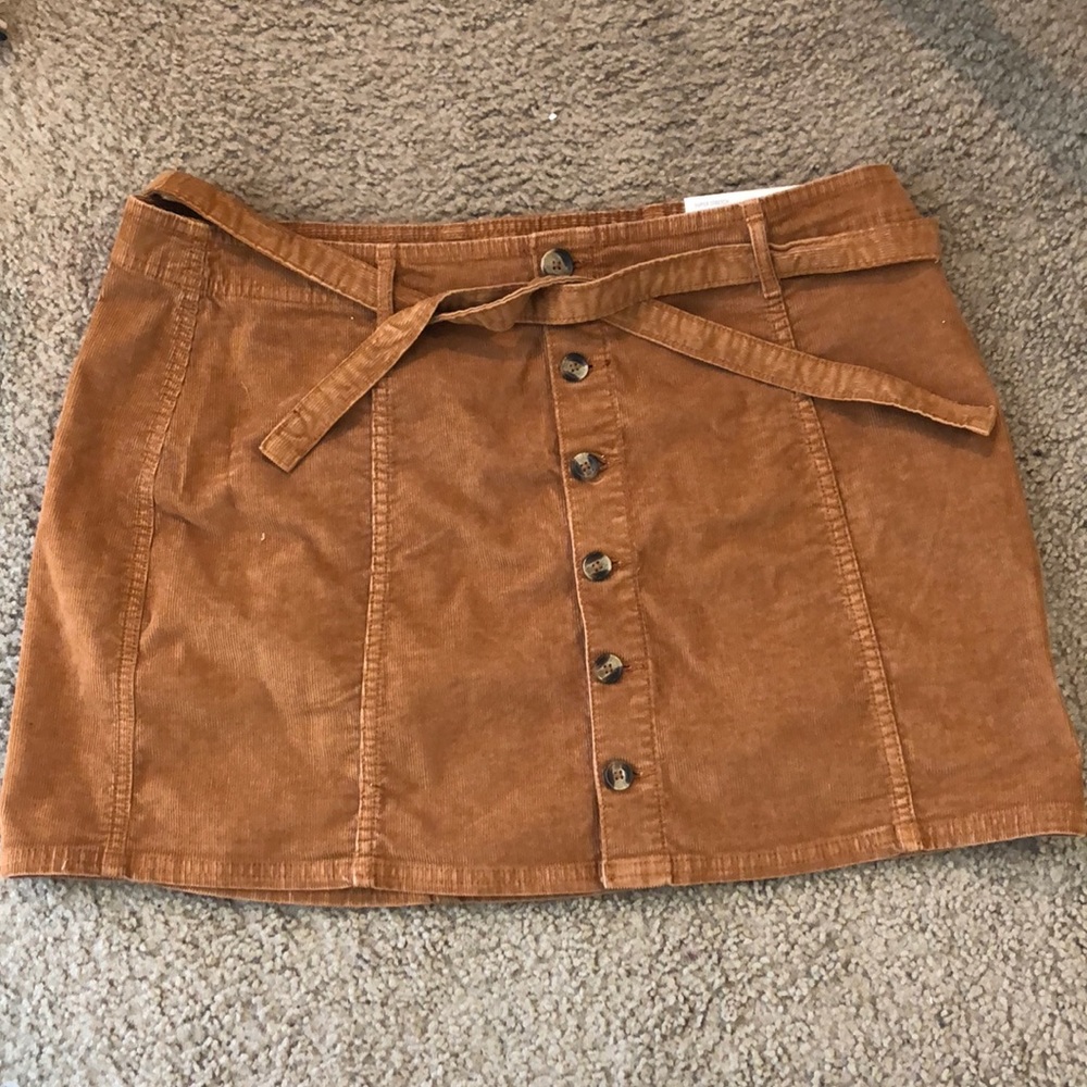 Hi-Rise A-Line Corduroy Skirt